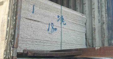 兰州 芝麻白花岗岩石材3.0公分光面毛板装柜出货