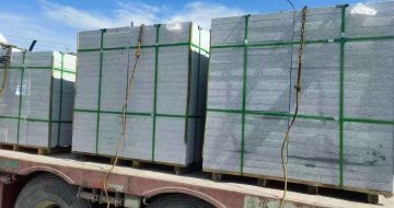 兰州 芝麻白花岗岩地铺石装车日常