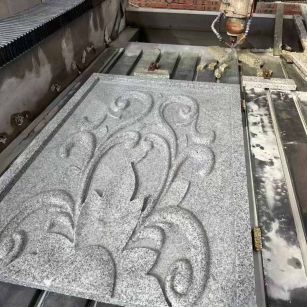 兰州 白麻别墅干挂雕花板