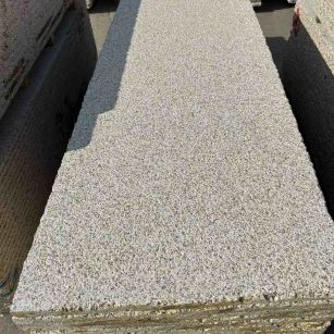 兰州 黄金麻花岗岩荔枝面毛板，半成品