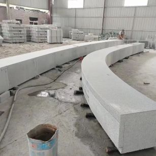 兰州芝麻白花岗岩石板材 园林光面弧形坐凳