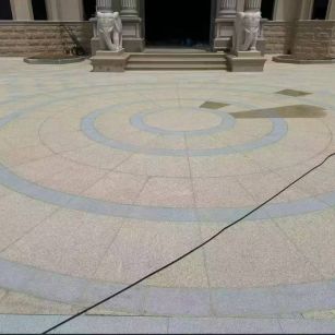 兰州 黄金麻芝麻灰花岗岩石材地铺拼接效果