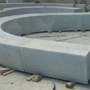 兰州 芝麻白花岗岩光面弧形坐凳