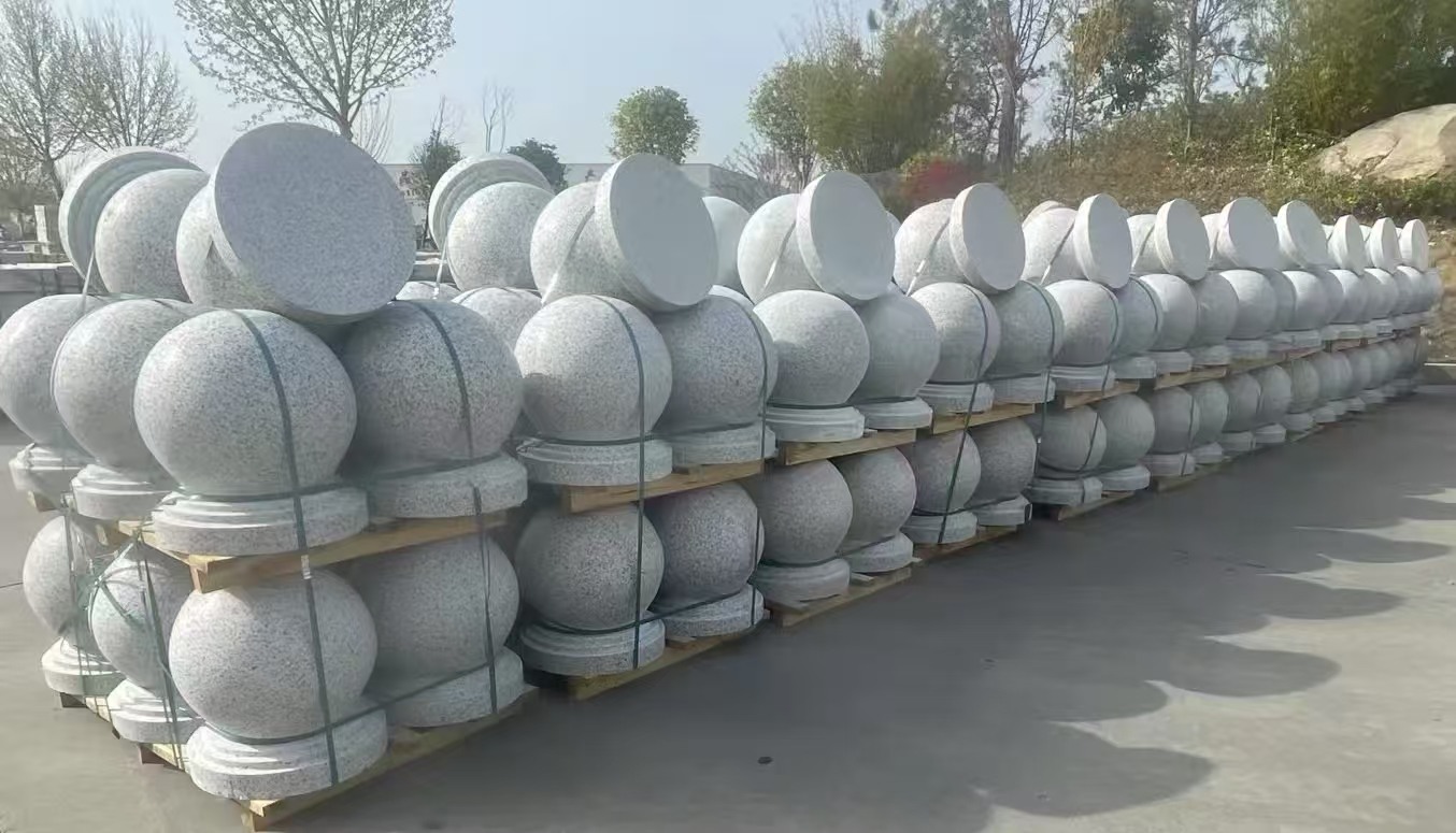 兰州 白麻花岗岩石材圆球，石球，挡车球，隔离球，景观石球，风水球等
