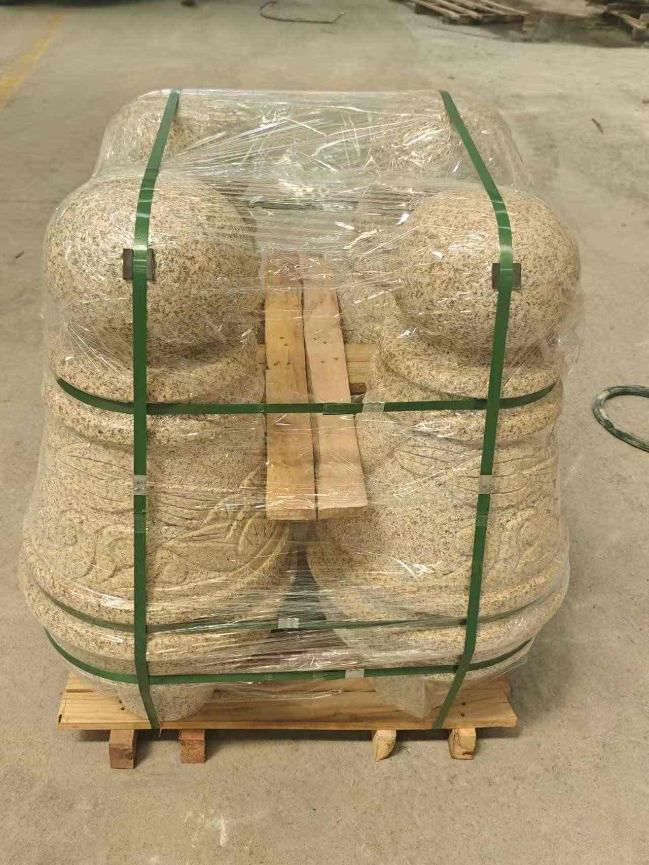 兰州 黄金麻异形定制雕花——棒棒糖挡车柱