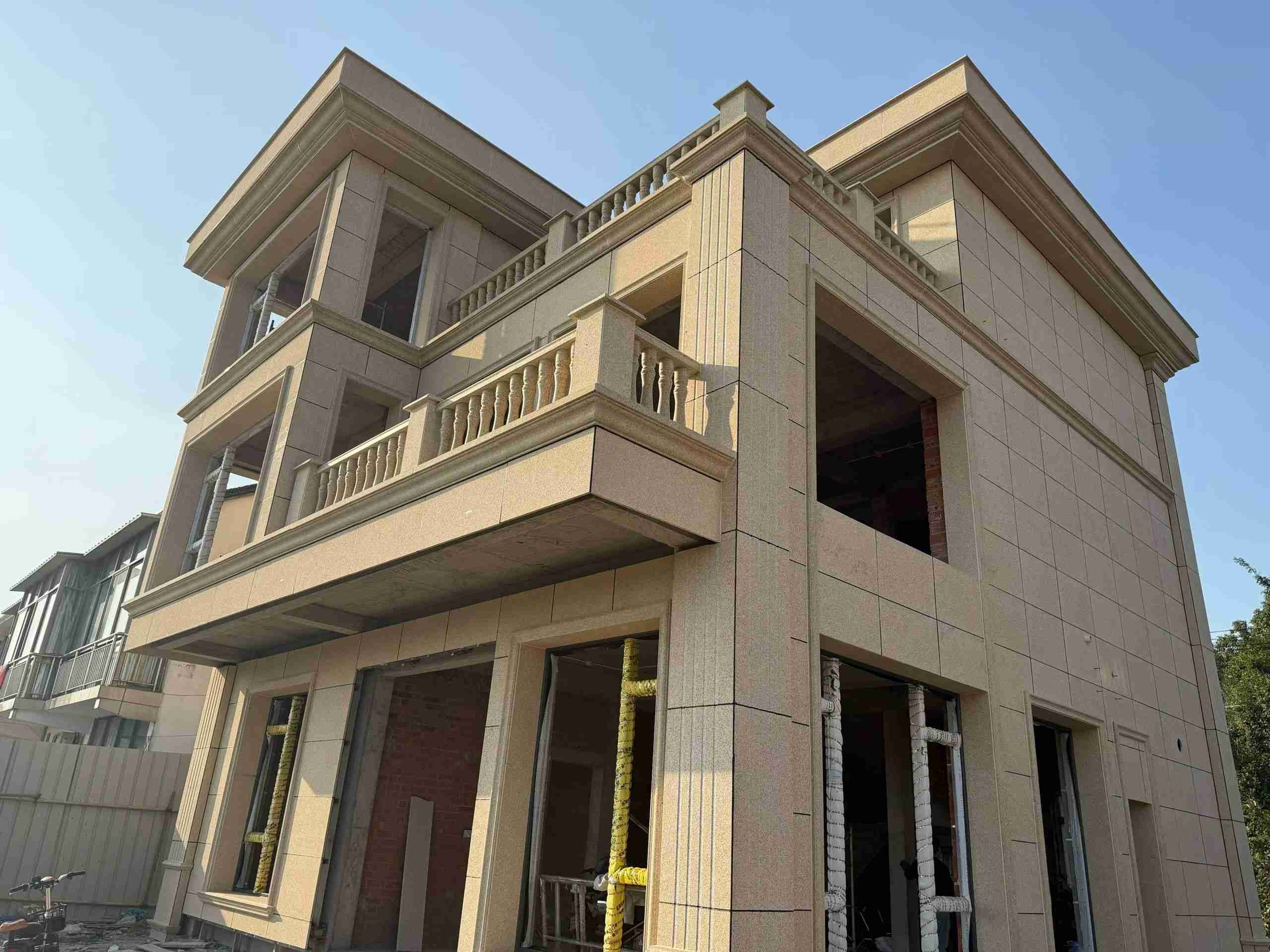 兰州 黄金麻花岗岩石材荔枝面外墙干挂效果展示