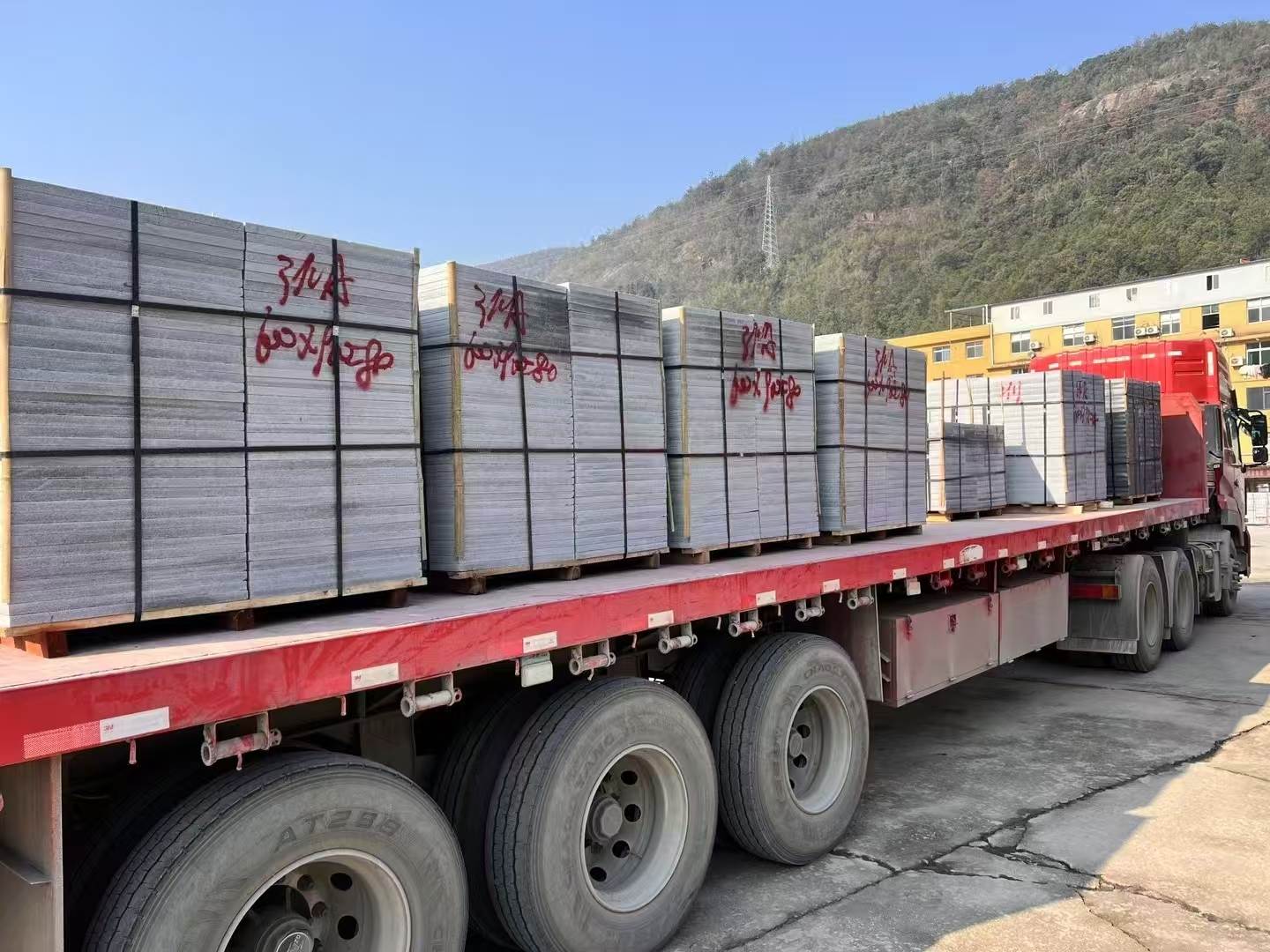 兰州 芝麻灰地铺石出货日常