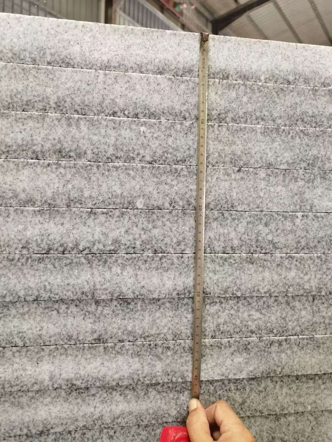 兰州 芝麻白火烧成品厚薄均匀，B料价格接近A料质量