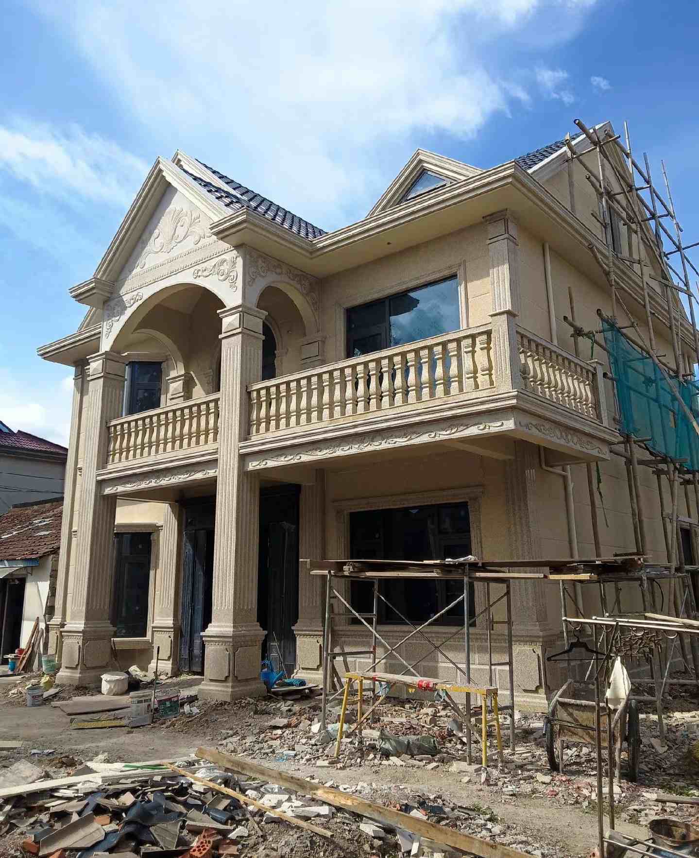 兰州 黄金麻花岗岩石材私人别墅雕花门楼柱阳台栏杆