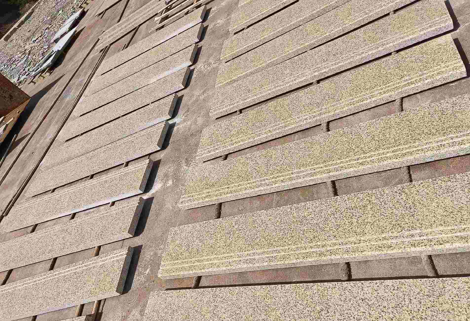 兰州 黄金麻花岗岩光面楼梯踏步