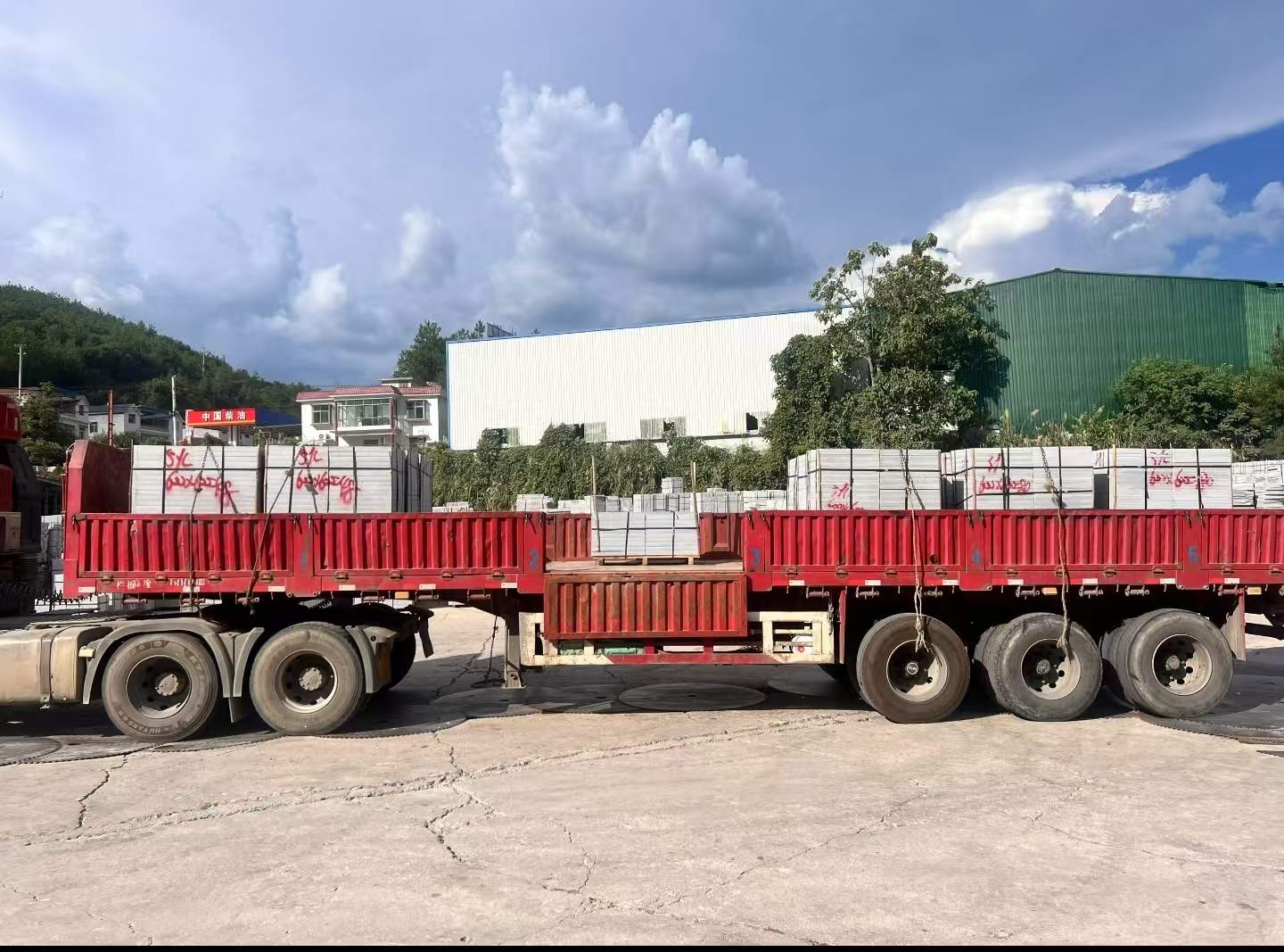 兰州 芝麻灰花岗岩地铺石出货日常