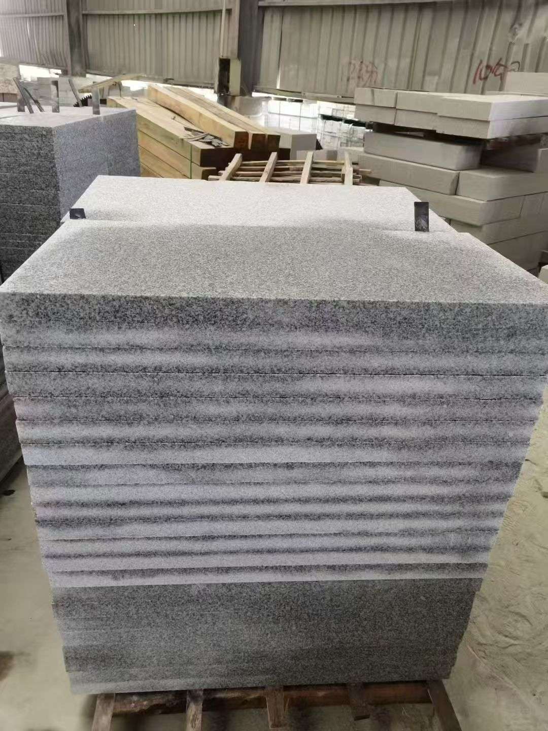 兰州 芝麻白5公分火烧地铺成品，900*400，规格可定制