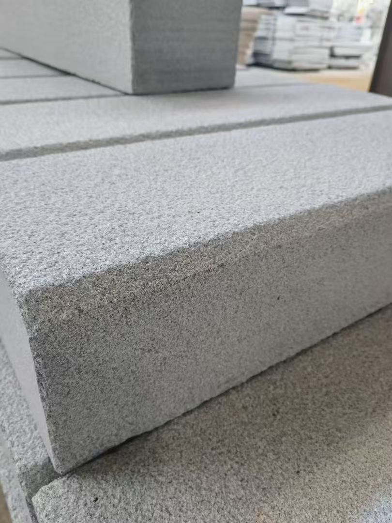 兰州 芝麻灰荔枝面路沿石